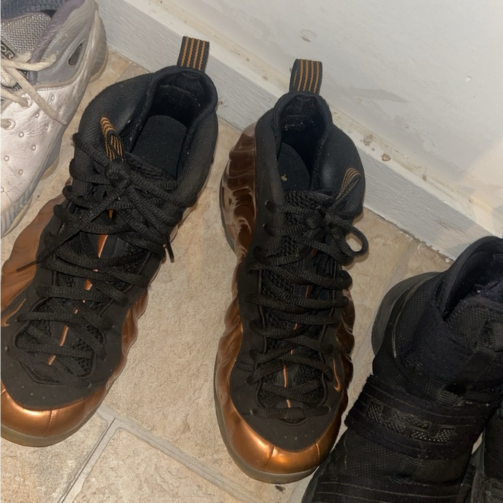 Nike foams